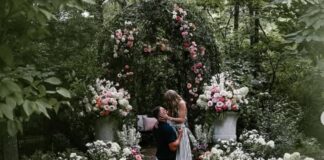 Naturligtvis skriver Taylor Swift och Travis Kelce sociala medier history